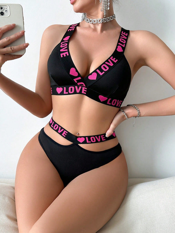 Conjunto De Sujetador Deportivo Para Mujer Con Bragas, Sujetador Elastico Con Estampado De Corazones Y Letras Y Sin Aros De Acero