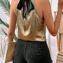 Prive Blusa sin mangas negra para mujer con cuello dorado, banda de cuello posterior negra y corbata de mono