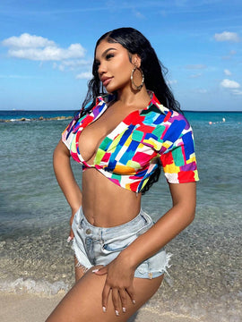 Camisa corta de verano con mangas ultra cortas y frente anudado con giros