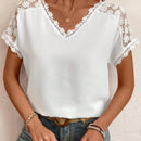 Camisa de manga murcielago con parches de encaje solubles en agua y diseno remendado, ideal para el verano