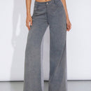 Haute Jeans De Pernera Ancha Con Bloques De Color En Tecnica Mixta