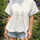 EZwear Blusa de cuello redondo con volantes y dobladillo acampanado solido