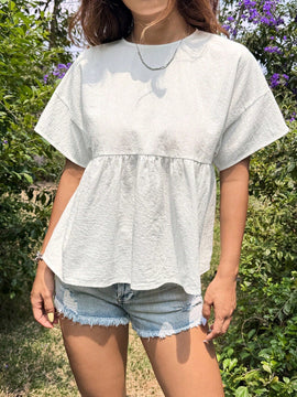 EZwear Blusa de cuello redondo con volantes y dobladillo acampanado solido