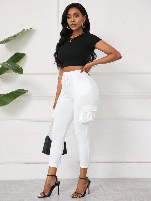 Lady Pantalones ajustados de moda de nueve puntos con bolsillo de solapa y cinturon