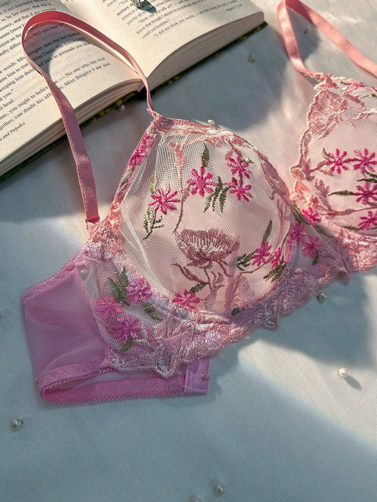 Sujetador de lenceria femenina con bordado romantico de flores