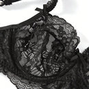 Sensual sosten de encaje decorado con detalles de lazo