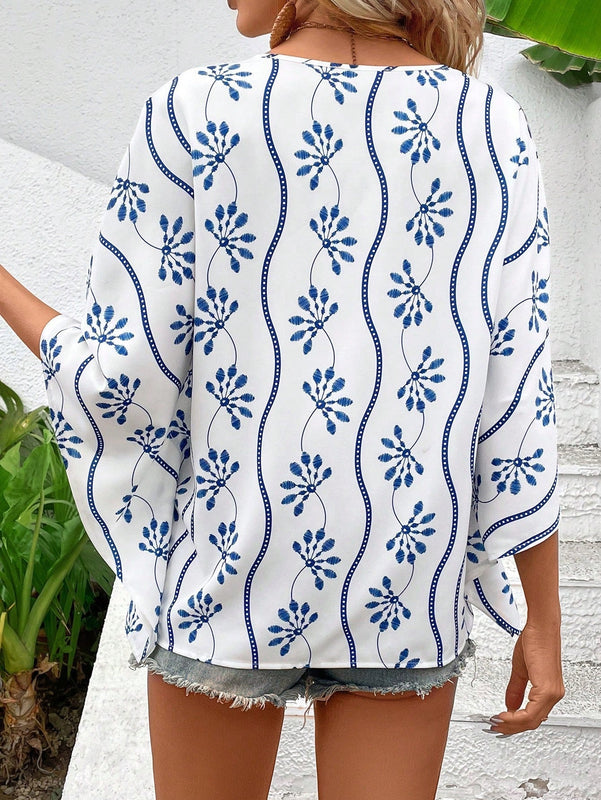 VCAY Camisa de verano de mujer suelta con bordado de plantas, cuello en V y mangas murcielago