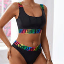 Conjunto de ropa interior femenina con banda elastica colorida y bonito diseno en la espalda