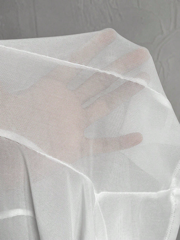 Slayr Pantalones cortos de mujer de color solido conciso con huecos
