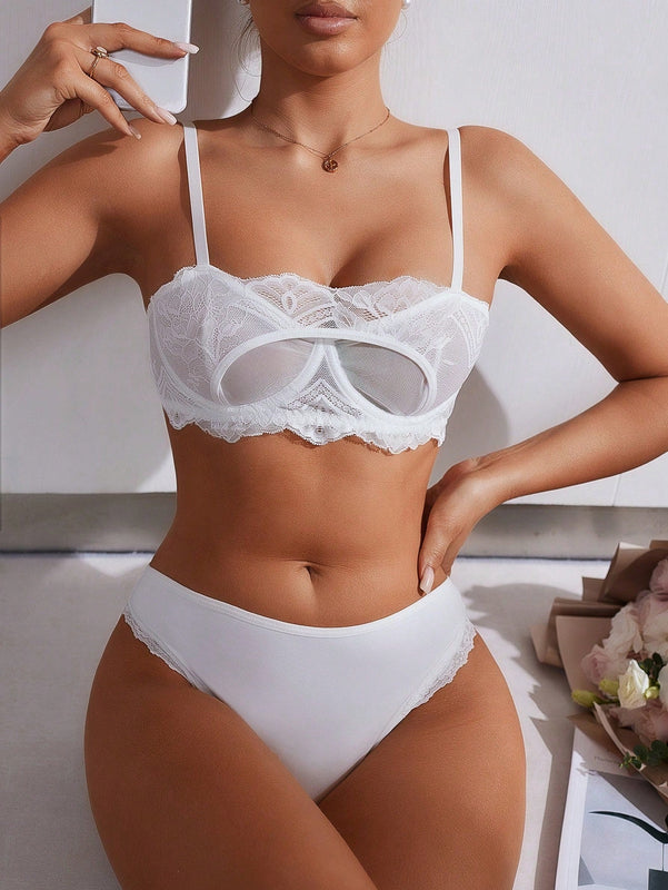 Conjunto de sosten y ropa interior para mujer en unicolor con encaje
