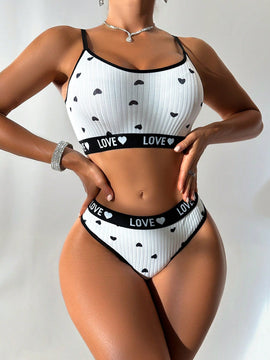 Conjunto de lenceria en forma de corazon moderna para mujer