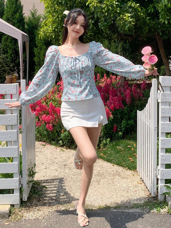 DAZY Camisa de manga larga con estampado floral y volante en el pecho para mujer