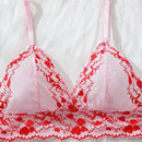 Conjunto de ropa interior femenina sencillo y comodo con encaje en forma de corazon