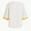 MOTF PREMIUM BLUSA DE MANGA CORTA CON MEDIA TAPETA DE BOTONES Y DETALLES DE ENCAJE EN CONTRASTE