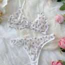 Conjunto de lenceria sexy para mujeres con estampado de mariposas en malla transparente con copa delgada y soporte de aros