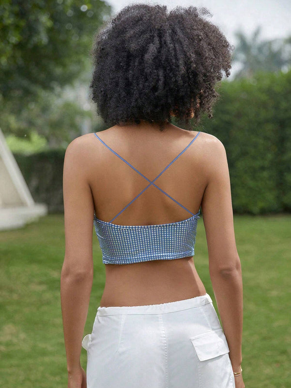 Top de punto con lentejuelas ajustado y corto, adecuado para fiestas