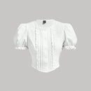 MOD Blusa blanca recortada con mangas cortas abullonadas, cuello y cintura de encaje