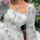 Modely Camisa de manga abullonada con cintura plisada y detalles de pequenas flores para vacaciones y ocio de mujeres