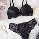 Conjunto de sujetador con aro y encaje con estampado floral