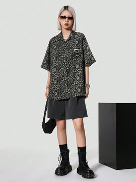 Coolane Shorts de traje con diseno plisado de moda para mujeres, adecuados para atuendos de primavera y verano con estilo callejero