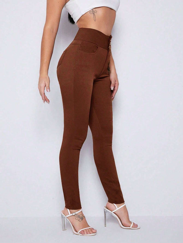 Essnce Pantalones largos casuales ajustados de unicolor para mujer