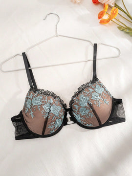 Sujetador tipo bralette con copas moldeadas con cierre frontal y encaje bordado para mujer