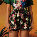 Frida Kahlo X  Corto estampado con figura y flores, de ocio y verano, con cinturon