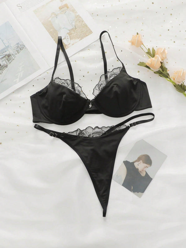 NEW Conjunto de ropa interior sexy para mujer en encaje negro con sujetador y panty