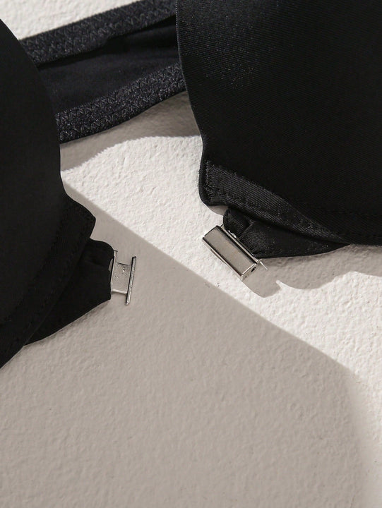 Juego de ropa interior femenina con diseno de mariposa en la parte trasera que incluye una prenda inferior y una parte superior