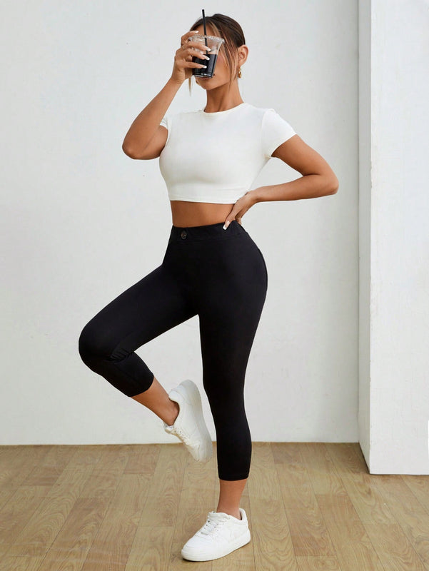 PETITE Mallas negras informales y elasticas para mujeres con detalles de etiqueta en la parte trasera