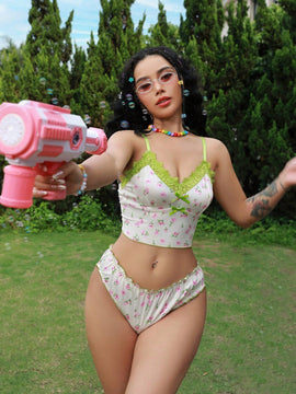 Conjunto De Lenceria De 2 Piezas Para Mujeres: Bralette Estampado Floral Sin Alambre Y Panties Triangulares Con Adornos De Encaje (temporada De Bodas)