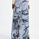 ROMWE Grunge Punk Jeans de mezclilla holgados y de pierna ancha con lavado azul claro en un estilo callejero fresco con patrones impresos de llama, ojo, escorpion, arana, calavera y relampago