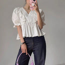 NEW DAZY Blusa de cuello en V con encaje y ribete de volantes, de color puro y con parches para mujer