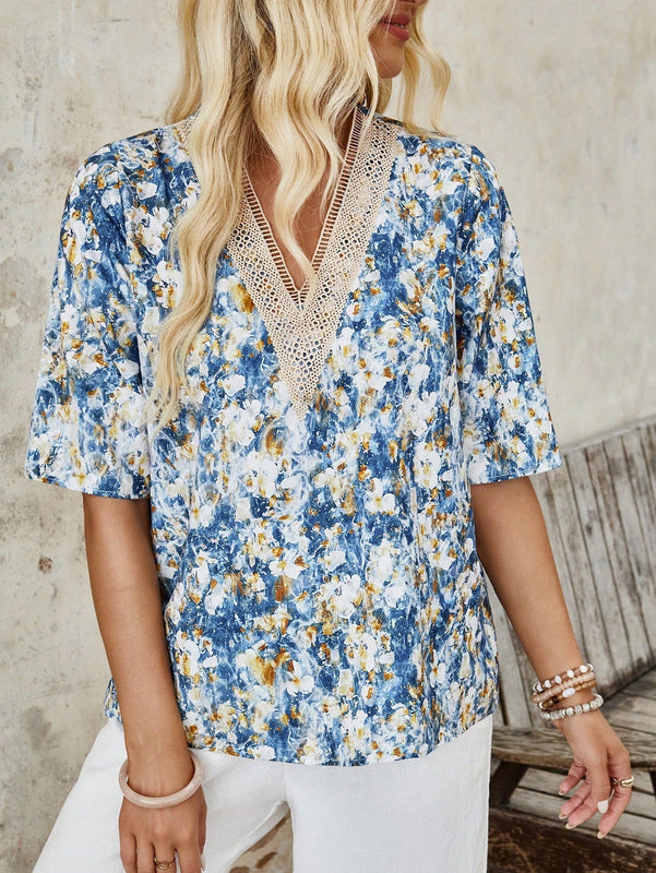 EMERY ROSE Blusa estampada con flores, cuello en V y mangas medianas para mujer de vacaciones campestres