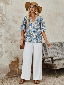 EMERY ROSE Blusa estampada con flores, cuello en V y mangas medianas para mujer de vacaciones campestres