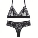 Set de ropa interior femenina de encaje de alta gama al estilo frances, comodo sujetador inalambrico sin relleno ni aro de acero