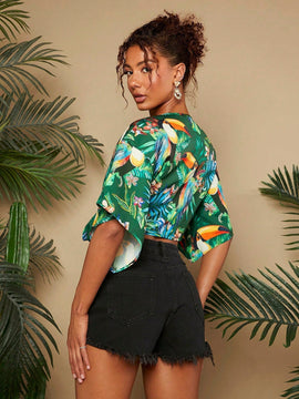 TRVLCHIC Blusa de manga acampanada con nudo frontal de verano para mujer, tejido de vacaciones, atuendos de festival de rave, camisas casuales para mujer, crop top, camisa hawaiana, cardigan de verano