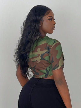 Slayr Camisa casual para mujer con cuello de solapa, abierta con estampado de camuflaje y corte truncado-H de calle