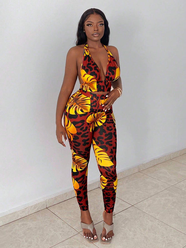 Slayr Conjunto tropical con top halter estampado y crop, espalda abierta y leggings estampados con diseno tropical para vacaciones (talla E)