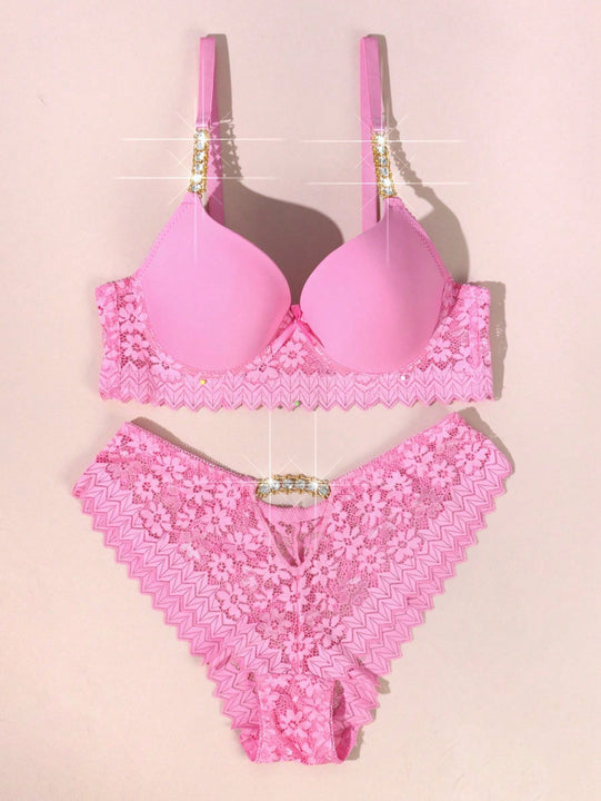 Conjunto De Sosten Y Bragas Con Diseno De Encaje Textura Metalica Y Piedras Rhinestone