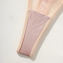 Conjunto de Brasier de tiras finas con bordado romantico y Tangas de encaje (2 piezas)