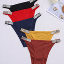 Conjunto de 5 piezas de ropa interior triangular para mujeres con patron de letras engastadas con brillantes y cinturon