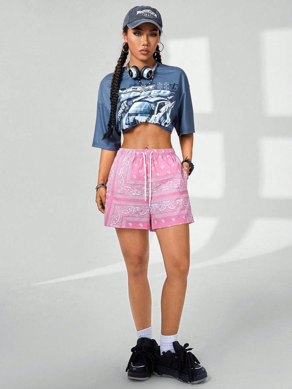Coolane Shorts de cintura alta de moda para mujeres con estampado de flores de paisley completo, perfectos para primavera y verano