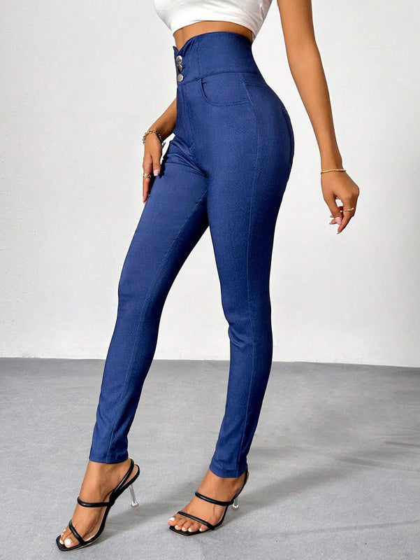 Prive Jeans ajustados simples, elegantes y basicos de talle alto para mujer con bolsillos de imitacion de mezclilla y detalles de botones