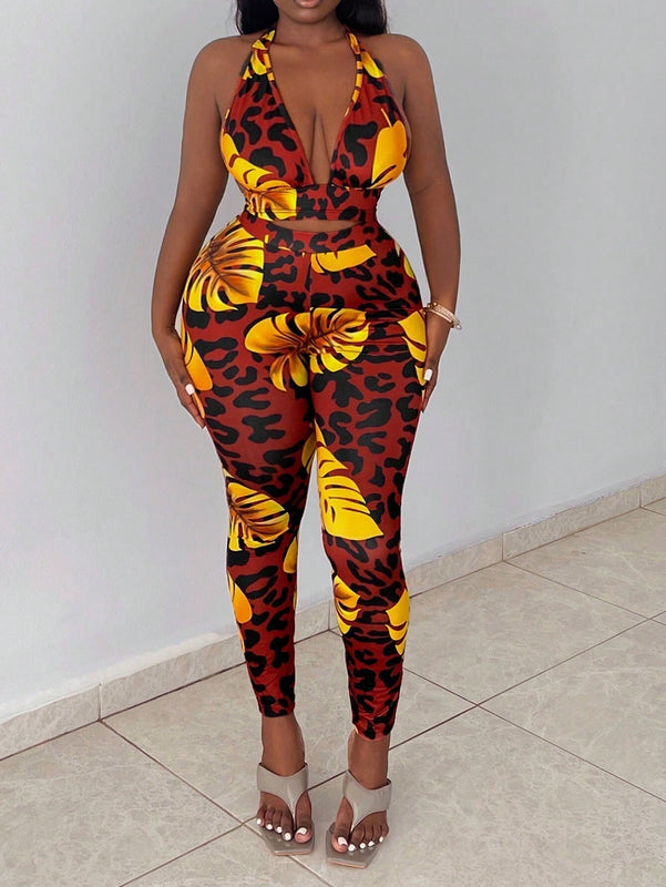 Slayr Conjunto tropical con top halter estampado y crop, espalda abierta y leggings estampados con diseno tropical para vacaciones (talla E)