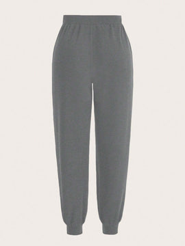 Slayr Pantalones casuales negros para mujer con pierna conica y bolsillos para uso diario