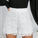 Lady Pantalones cortos blancos de encaje para mujer, pantalones cortos de encaje soluble de verano