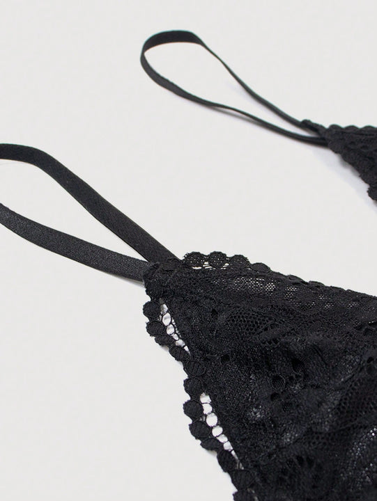 Sosten sexy y comodo de copa triangular de encaje negro para mujer con tirantes delgados