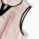 MOTF Classy Blusa sin mangas con detalle de orificio en el cuello, ribete de contraste y pliegues plegados