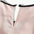 MOTF Classy Blusa sin mangas con detalle de orificio en el cuello, ribete de contraste y pliegues plegados